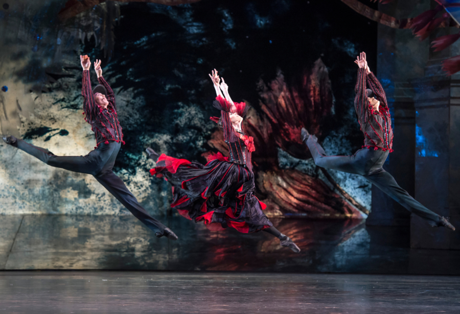 <p><em>The Nutcracker:</em> Samara Downs, Yasuo Atsuji and William Bracewell in the 'Spanish Dance'</p>. Credit: Bill Cooper.