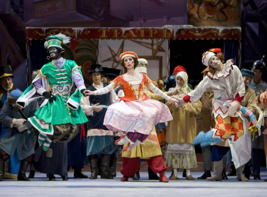 <p><em>Petrushka</em>: Elisha Willis as the Ballerina, Alexander Campbell as Petrushka and Dominic Antonucci as the Moor</p>. Credit: Bill Cooper.
