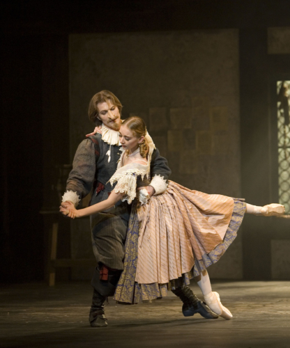 <p><em>Cyrano: </em>Elisha Willis as Roxane and Robert Parker as Cyrano</p>. Credit: Bill Cooper.
