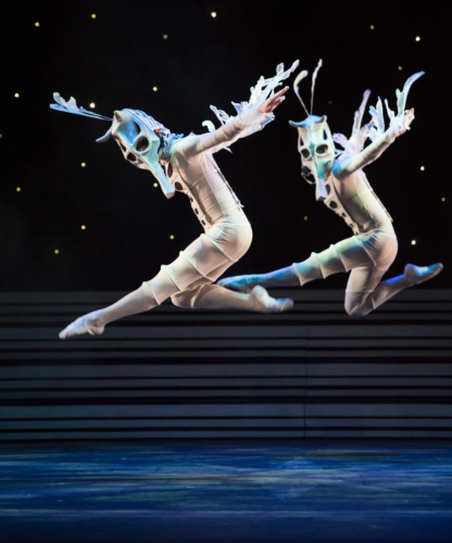 <p><em>The Prince of the Pagodas: </em>Artists of Birmingham Royal Ballet as Seahorses</p>. Credit: Bill Cooper.