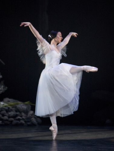 <p><em>Giselle:</em> Elisha Willis as Giselle</p>. Credit: Bill Cooper.