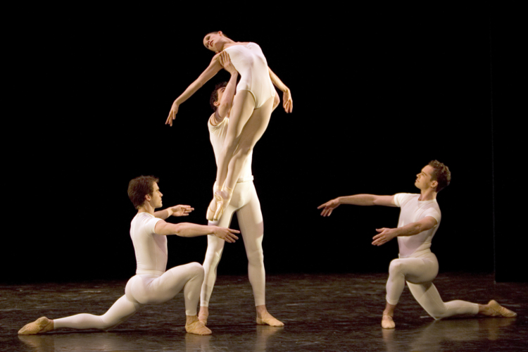 <p><em>Brouillards: </em>Virginia de Gersigny, Robert Gravenor, Tom Rogers and Jonathan Payn in 'La puerta del vino'</p>. Credit: Bill Cooper.