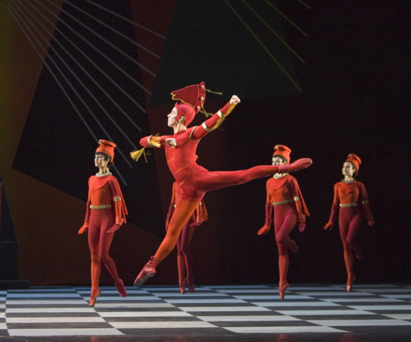 <p><em>Checkmate: </em>Steven Monteith as the Second Red Knight with Artists of Birmingham Royal Ballet</p>. Credit: Bill Cooper.