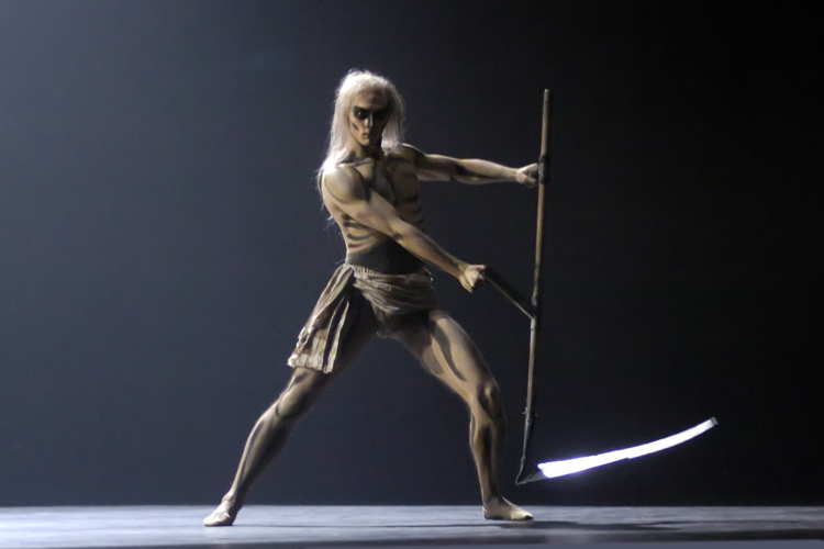 <p><em>Edward II: </em>Jamie Bond as the Grim Reaper</p>. Credit: Roy Smiljanic.