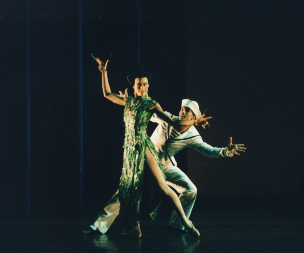 <p><em>The Nutcracker Sweeties:</em> Agnus Oakes as Chinoiserie and Robert Parker as the Sailor</p>. Credit: Bill Cooper.