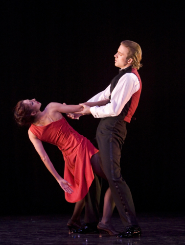 <p><em>Nine Sinatra Songs:</em> Angela Paul and Linnar Looris in 'That's Life'</p>. Credit: Bill Cooper.