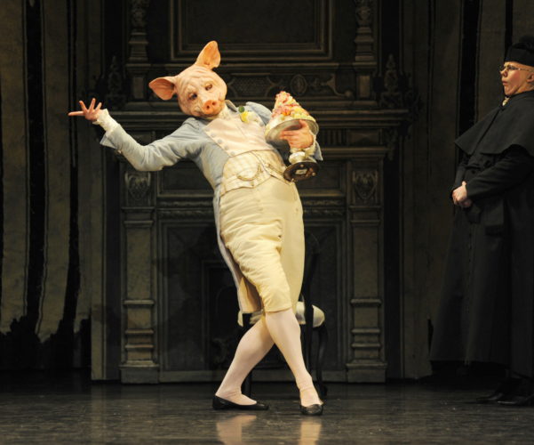 <p><em>Beauty and the Beast: </em>Jonathan Payn as Monsieur Cochon</p>. Credit: Roy Smiljanic.