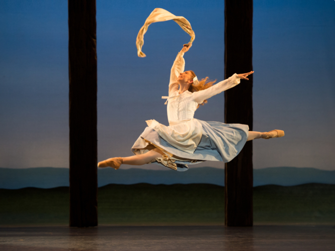 <p><em>Far from the Madding Crowd</em><em>: </em>Elisha Willis as Bathsheba Everdene</p>. Credit: Bill Cooper.