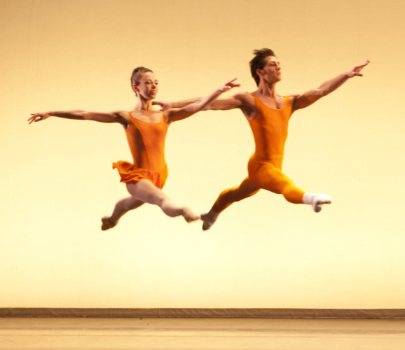 <p><em>Concerto: </em>Natasha Oughtred and Jamie Bond</p>. Credit: Bill Cooper.