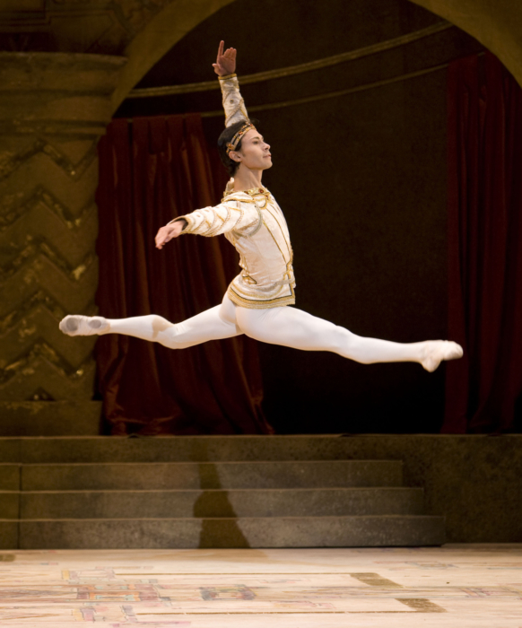 <p><em>Raymonda Act III: </em>César Morales as Jean de Brienne</p>. Credit: Bill Cooper.