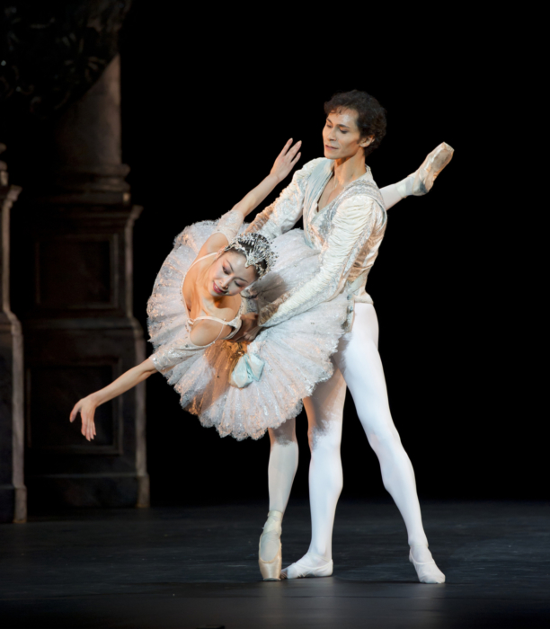 <p><em>Theme and Variations: </em>Momoko Hirata and César Morales</p>. Credit: Bill Cooper.
