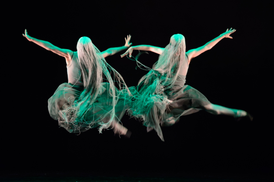 <p><em>The King Dances: </em>Alexander Bird and Tzu-Chao Chou as Magiciennes</p>. Credit: Bill Cooper.