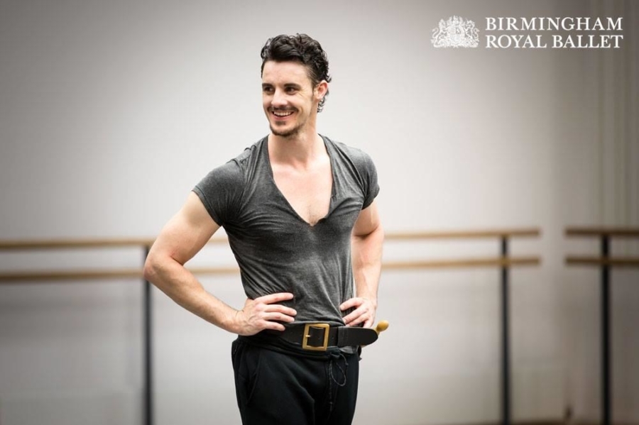 <p><em>The Shakespeare Suite</em>: Iain Mackay in rehearsal </p><p><span class="fbPhotosPhotoCaption"><span class="hasCaption"></span></span></p><p><a class="_42ft _4jy0 fbPhotosPhotoActionsTag taggingOff photosTruncatingUIButton _4jy3 _517h _51sy" role="button" href="https://www.facebook.com/bhamroyalballet/photos/a.10153634515923085.1073741885.90001263084/10153634516148085/?type=3&theater#" data-buttonname="tagPhoto" data-ft="{"tn":"+;"}" id="u_jsonp_2_5x"><i></i></a></p>. Credit: Andrew Ross.